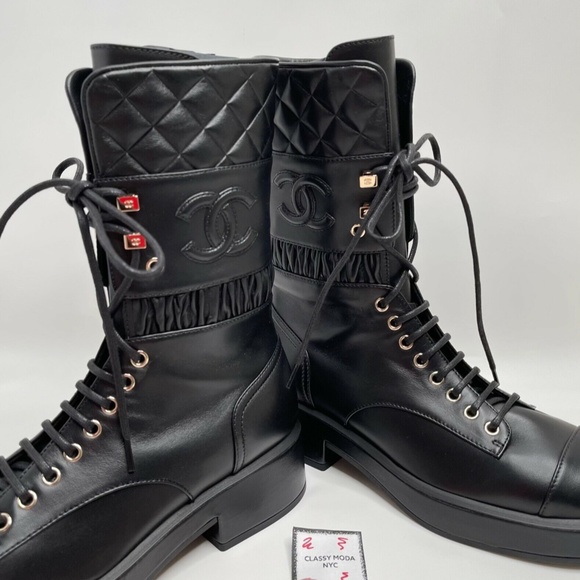 ❌❌SOLD Chanel NIB Black Flying Combat Military Lace Up Leather CC Logo Boots - Picture 6 of 13